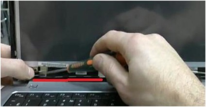 Cum de a schimba matricea pe un dns laptop de 14 inch