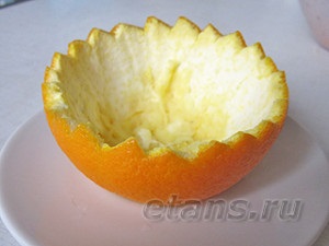 Cum să pregătiți o salată de fructe (în coșuri de portocale), feluri de mâncare preferate