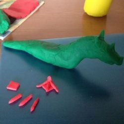 Cum să muce o plastilină de la un dragon