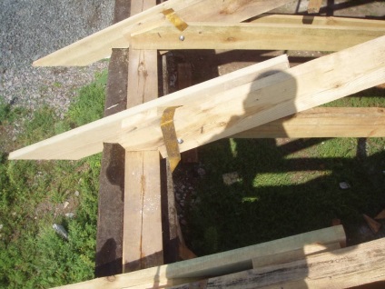 Hogyan lehet bővíteni a szarufák rögzítő szarufák hogy mauerlat hogyan kell építeni egy házat