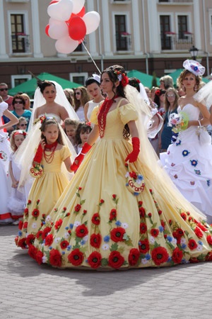 Kamyanets-Podilsky - centru regional de moda nunta