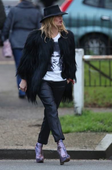 Kate Moss stílus és a szabályokat az élet sikeres topmodell, trendi-u