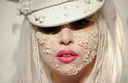 Lady Gaga - creativitate și melodii în engleză - blog englezădom