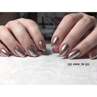 Manichiura Tyumen în fotografiile din contul @nailon_tmn instagram