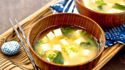 Supă Miso cu somon - rețetă rapidă pentru un fel de mâncare delicioasă