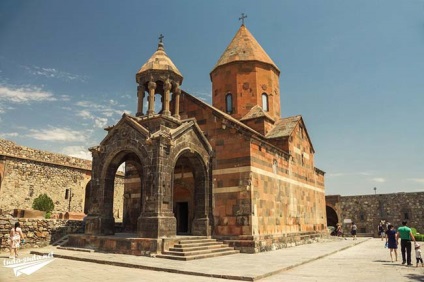 Manastirea chorus virap armenia - fotografie si descriere