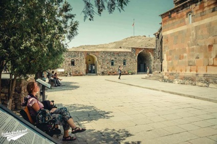 Manastirea chorus virap armenia - fotografie si descriere