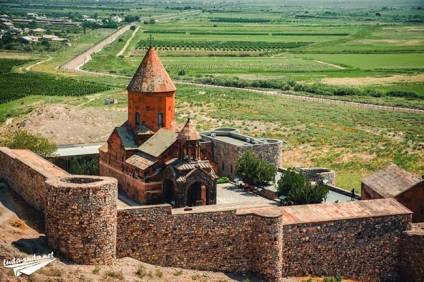 Manastirea chorus virap armenia - fotografie si descriere