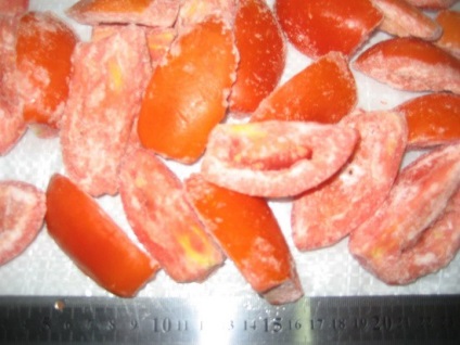 Fie că este posibilă înghețarea tomatelor - cireșei și a altora, ca în cazul casei pentru înghețarea roșiilor proaspete