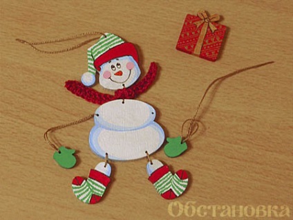 Karácsonyi játékok készült lemez (kezük) - képek, ábrák, illusztrációk,