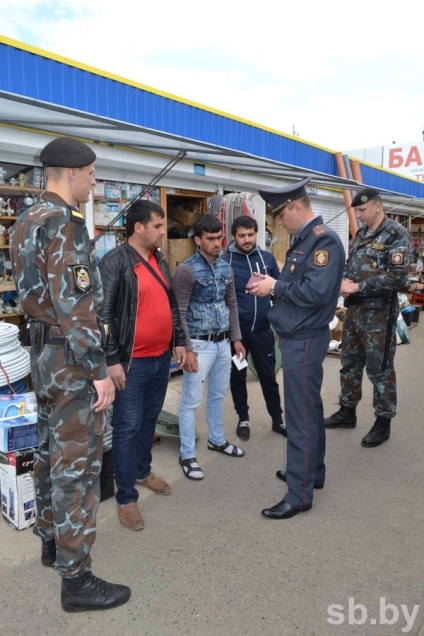 Ogim a verificat migranții care vând legume și fructe pe Zhdanovichi