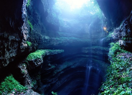 Peștera înghiți - știri în fotografii