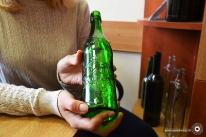 Plastic vs sticlă din care puteți bea fără a afecta sănătatea și oceanul lumii