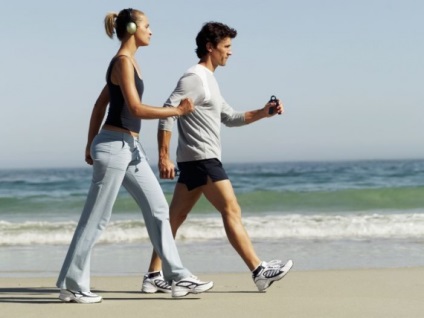 Beneficiul mersului pe jos - câți pași trebuie să meargă într-o zi