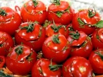 Tomate, conservate cu mere, bilete (gospodărie)