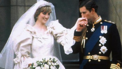 Prințul Charles a plâns toată noaptea înainte de nunta cu Diana - în lumea de la