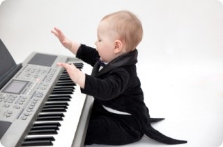 A fejlesztés a zenei fül a baba