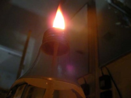 Домашно осветление на маслото лампата от крушката