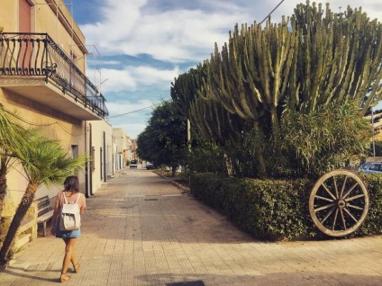 San Vito Lo Capo szicíliai üdülőhely kilátást nyújt a Karib