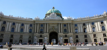 Trezoreria lumii - Hofburg din Viena