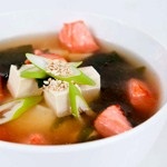 Soup-miso 4 rețetă! Cum sa gatesti miso cu somon, creveti, ciuperci