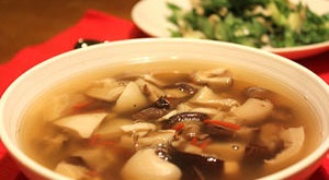 Soup-miso 4 rețetă! Cum sa gatesti miso cu somon, creveti, ciuperci