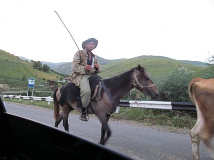 Khor Virap, sau cum am devenit în cele din urmă a deveni Hitchhakers, dar au rămas lași, furnici în pantaloni