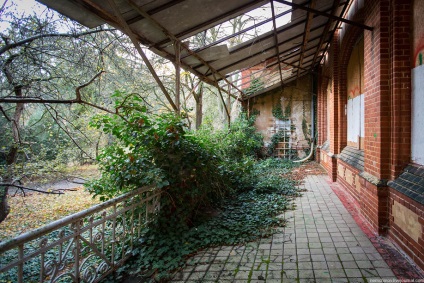 Изоставен болница Beelitz-haylshtetten, животът на снимка