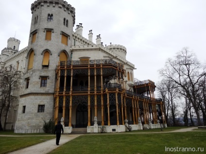 Castle Hluboka nad Vltavou Dél-Csehországban