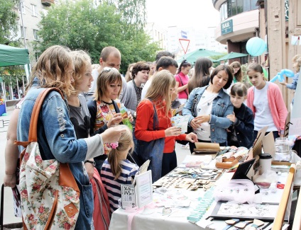 Poster pentru week-end în formarea de fitness Tyumen pe dig, clasa maestru pe khachapuri, flash mob