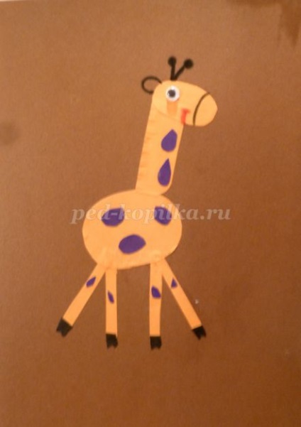 Cererea pentru copiii din grupul pregătitor pentru girafe