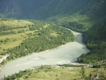 Masina pe altai de munte