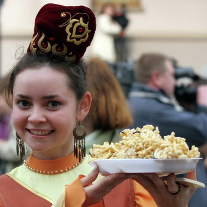 Reteta Chak-chak din Tatar cu o fotografie