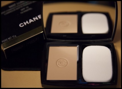 Chanel mat lumiere pudră compactă la umbra de 70 pastel