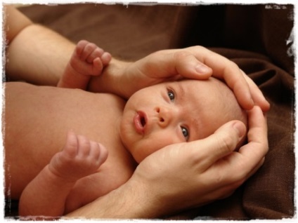 Fiziológiai orrfolyás csecsemőknél és újszülötteknél tünetei Meddig kezelés, mit kell tenni