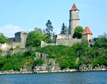 Gótikus középkori vár Zvíkov