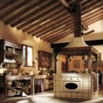 Interiorul bucătăriei în stil decorat în stil Provence, mobilier, iluminat