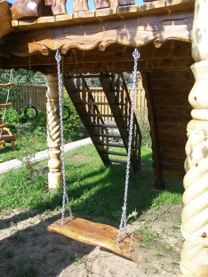 Swing pendant pe lanțuri