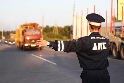 Які штрафи бувають за перевантаження вантажних і легкових автомобілів і як їх уникнути