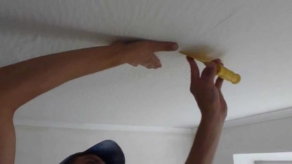 Как да pokleit тапет на тавана с ръце