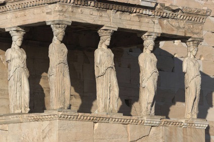 Cum se desfasoara o excursie la Acropolisul Atenean?