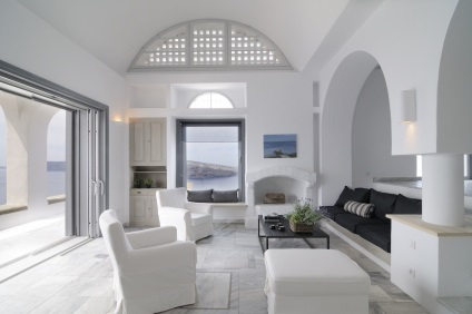 Cum de a face din interiorul albului o vilă plictisitoare în Santorini