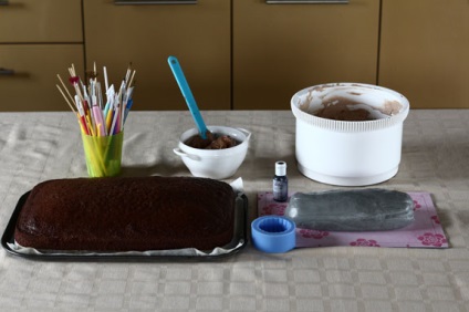 Cum să faci o mașină de tort la domiciliu
