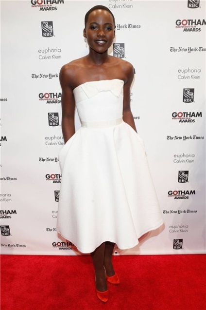 Hogyan lehet elrejteni a teljes láb példáján Lupita Nyong'o, blogger sunnyrain internetes november 16, 2015, a pletyka