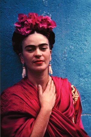 Hogyan hozzunk létre egy frizura Frida Kahlo (kiválasztás, diy)