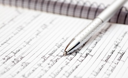 Cum să ștergeți un stilou din hârtie fără urme de îndepărtare a cernelei, să eliminați un deuce dintr-un jurnal, video
