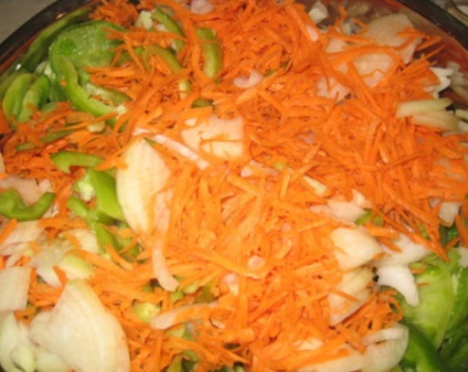 Conservarea unei salate de morcov pentru iarna