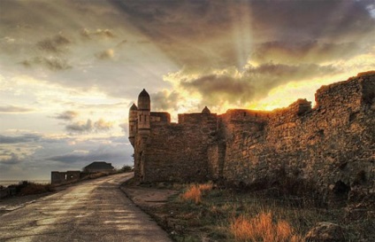 Yenikale erőd Kerch (Krím) - hogyan juthatunk el oda, fotók, túra