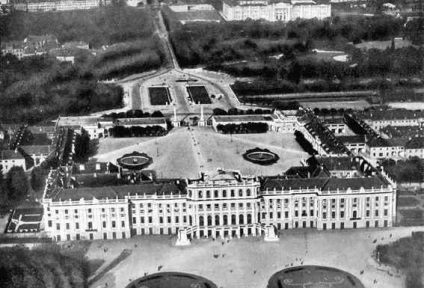 Lions de la belvedere și girafă Schönbrunn