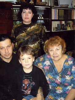 Mama soției Belousova a spus despre fiul ei și despre o boală gravă